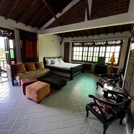 Finca Hotel Casa Nostra, Villa Manuela 金巴亚 外观 照片